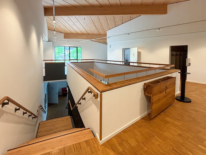 Lichthof im Gemeindezentrum (vergrößerte Bildansicht wird geöffnet)