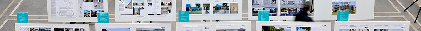 Ausstellung im Lichtof vom Landeshaus in Münster