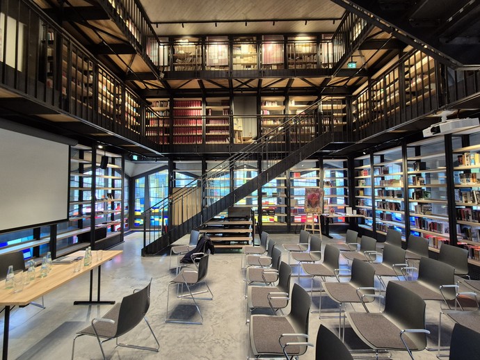 Ausblick aus dem Rohbau (vergrößerte Bildansicht wird geöffnet)