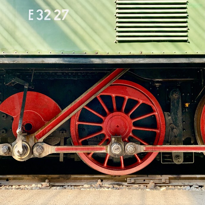 Stangenantrieb einer Elktrolokomotive (öffnet vergrößerte Bildansicht)