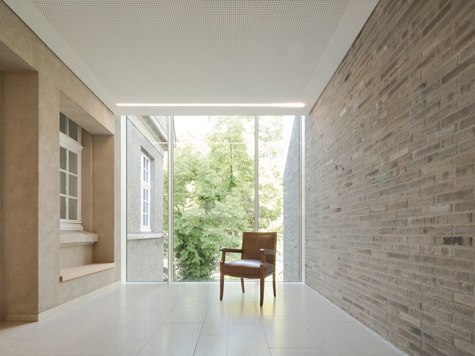 Eingangsbereich (vergrößerte Bildansicht wird geöffnet)