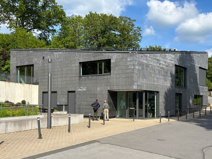 Ansicht Gemeindezentrum (vergrößerte Bildansicht wird geöffnet)
