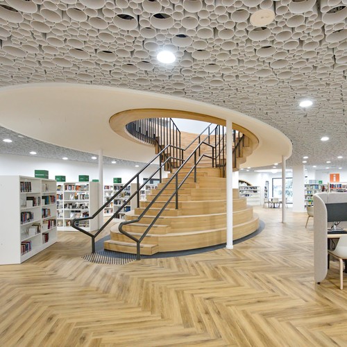 Ansicht: Innenräume von der Bibliothek