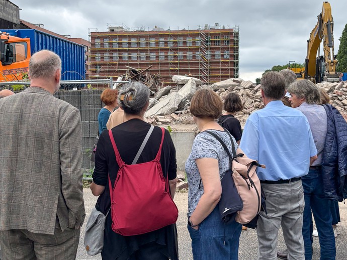 Baustelle mit Neubau im FunkenbergQuartier (vergrößerte Bildansicht wird geöffnet)