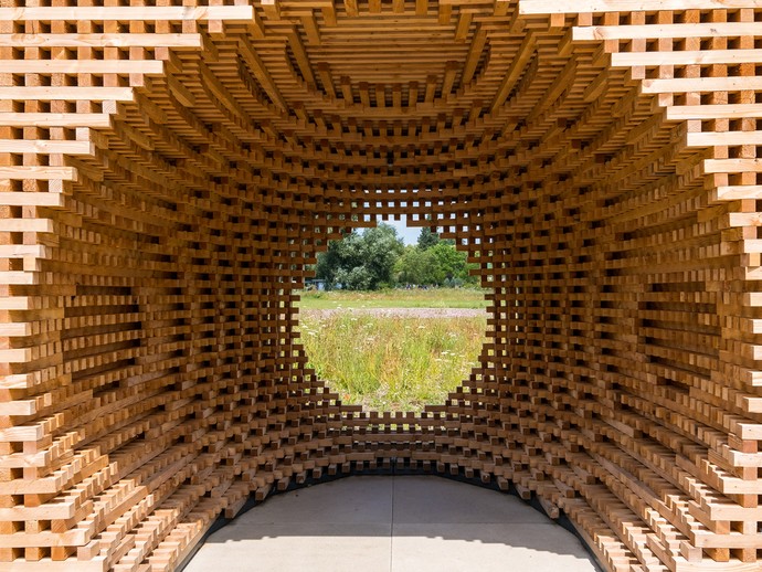 Ausstellungskubus (vergrößerte Bildansicht wird geöffnet)