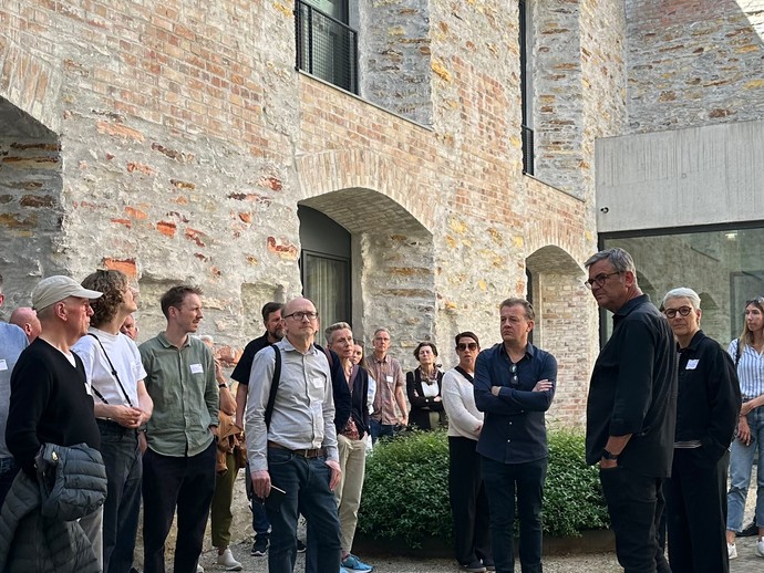 Hausbesuch Jacoby Studios Paderborn (vergrößerte Bildansicht wird geöffnet)